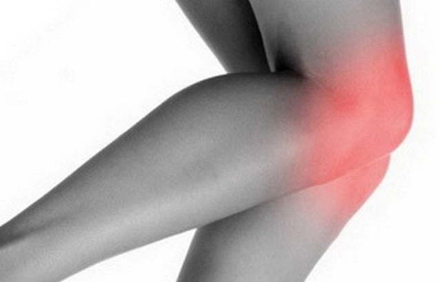 Ушиб колена при падении: лечение в домашних условиях