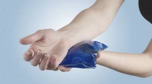 Перелом запястья руки: сколько носить гипс