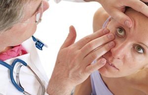 Слезятся глаза у ребенка или взрослого: что делать, причины слезоточивости, лечение