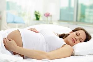 Бессонница при беременности на ранних и поздних сроках, причины, что делать