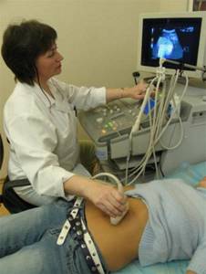 Фиброма матки: лечение и симптомы, операция и народные средства