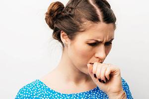 Что делать если першит горло: причины, лечение если кашель, болит горло, заложен нос