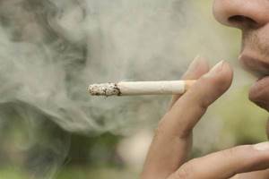 Курение повлияет на внучек курящих