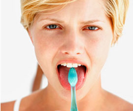 Неприятный запах изо рта: причины, лечение