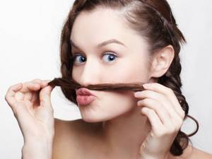 Рост волос на лице у женщин: причины, лечение, как избавиться от лишних волос